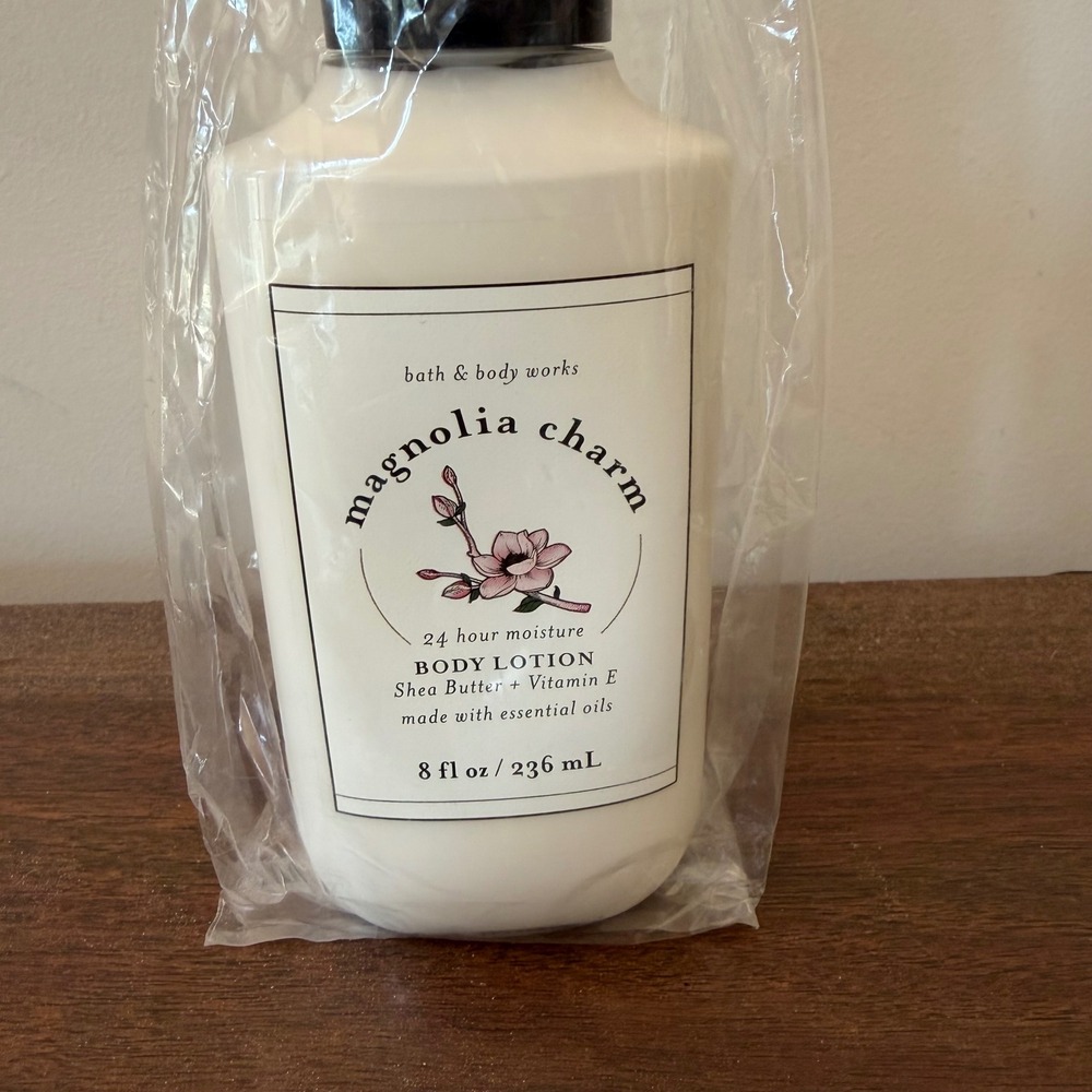 Bath & Body Works Magnolia Charm Body Lotion 8oz Shea Butter Vitamin E New